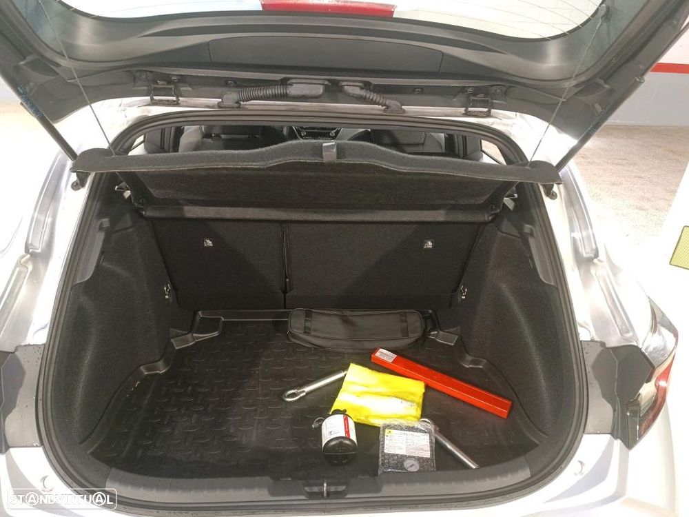 Toyota Corolla 1.8 Hybrid Comfort - 11