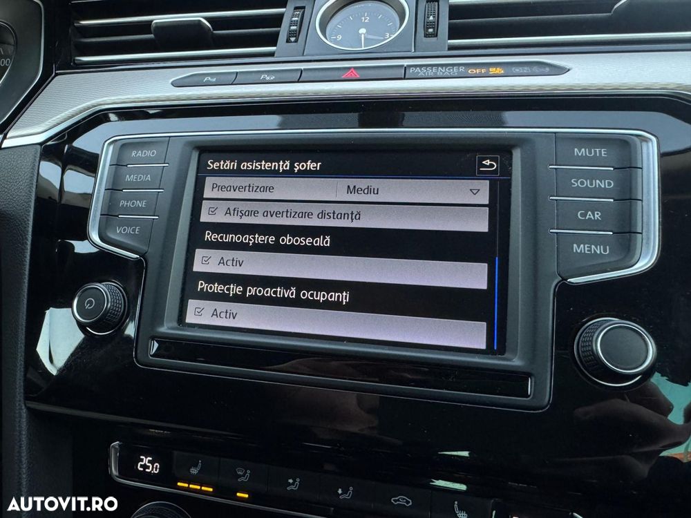 Volkswagen Passat Alltrack - 15