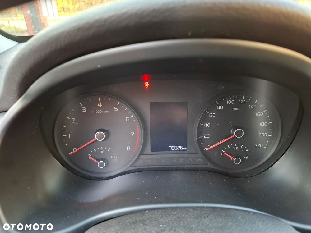 Kia Rio - 15