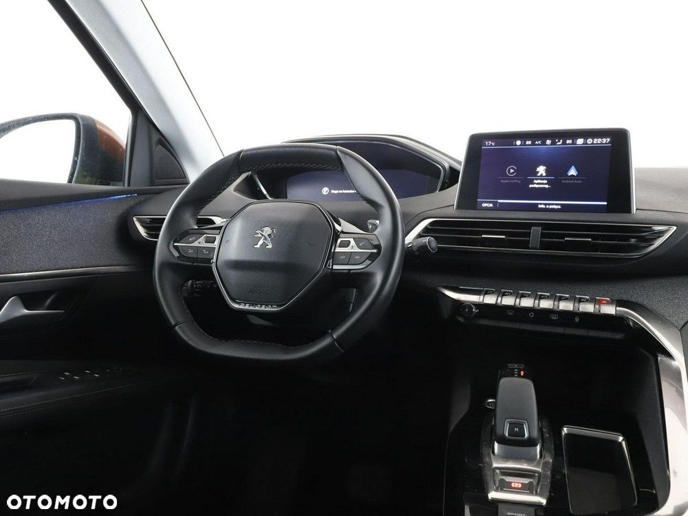 Peugeot 3008 1.2 PureTech Allure S&S EAT8 - 17