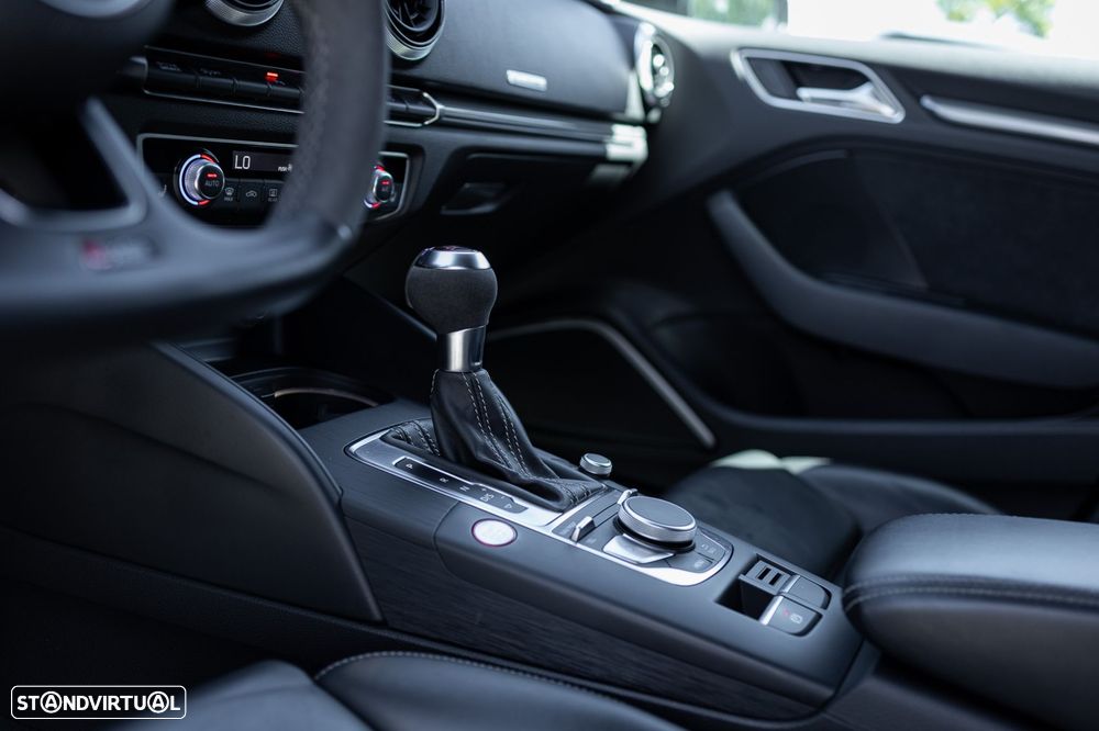 Audi RS3 Sportback TFSI quattro S tronic - 37