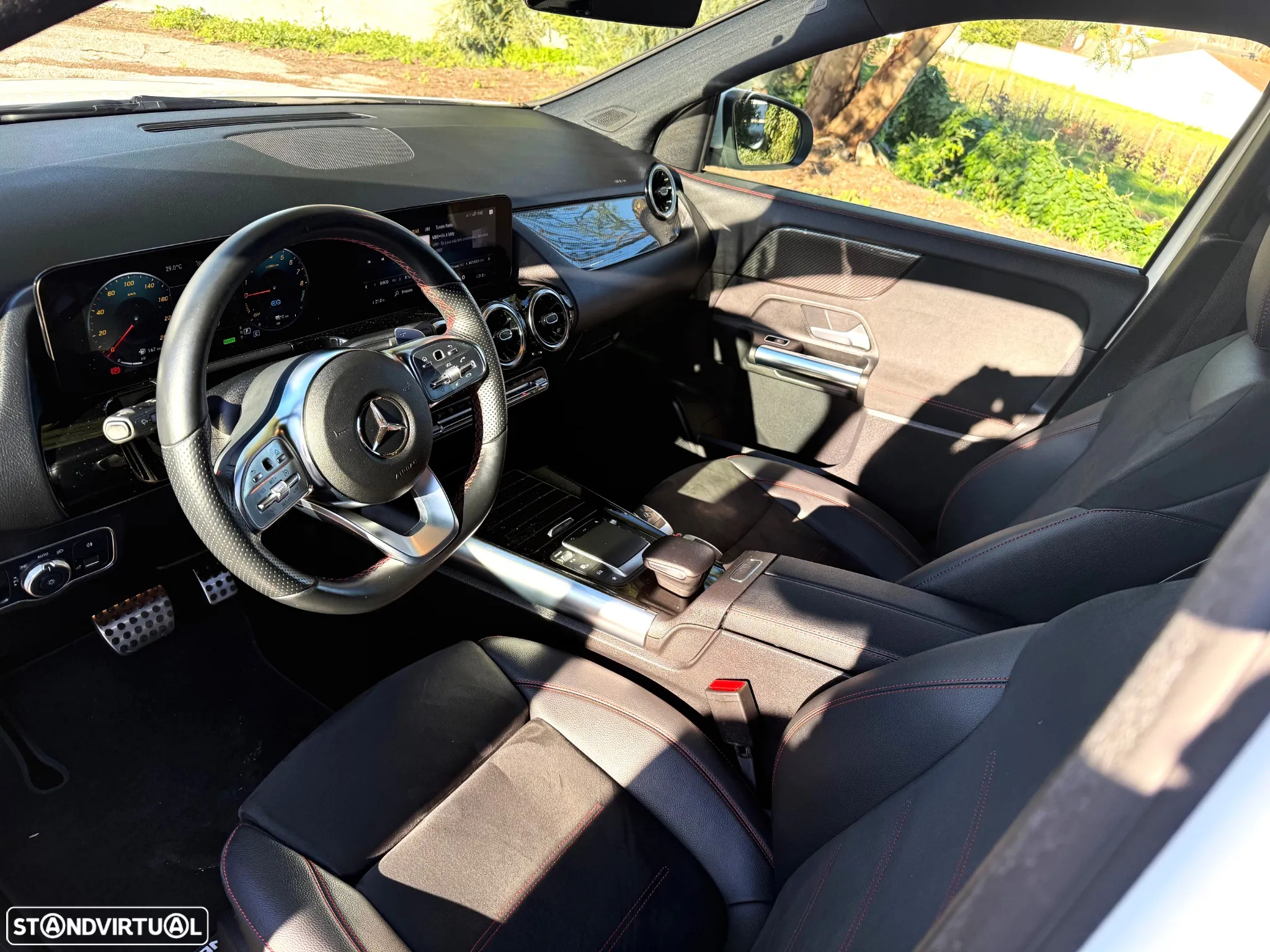 Mercedes-Benz GLA 250 e AMG Line - 12