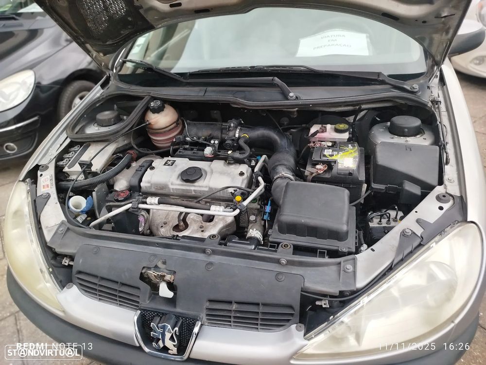 Peugeot 206 1.1 Color Line - 12