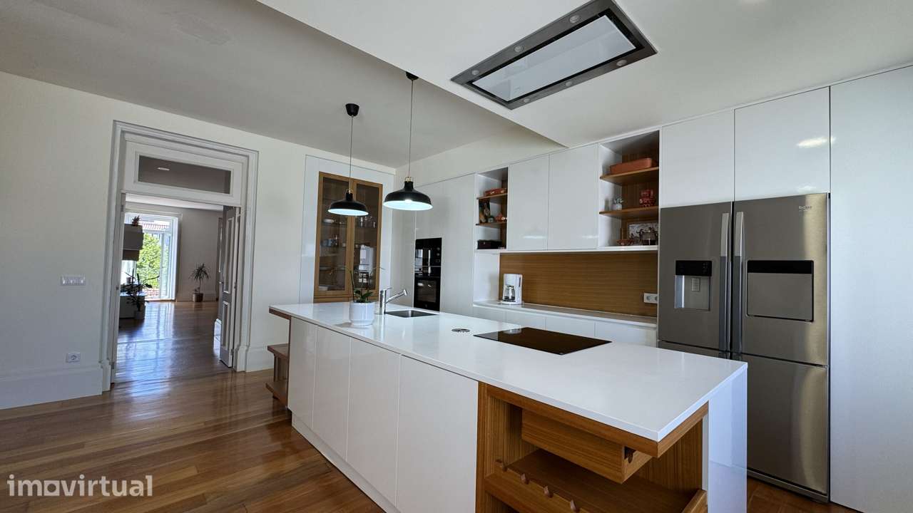 Moradia T3 no Centro de Esposende | 393 m² - Grande imagem: 2/19