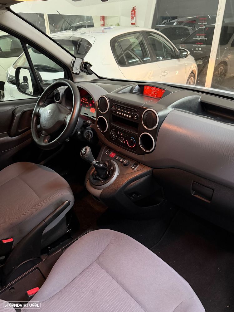 Peugeot Partner - 11