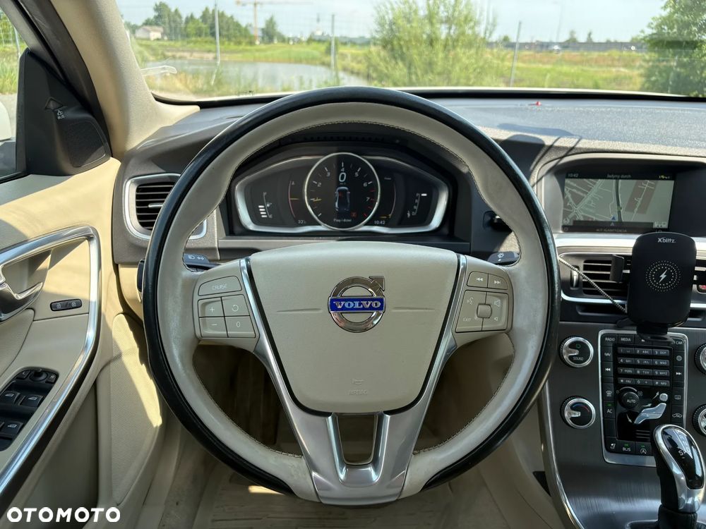 Volvo S60 T5 Drive-E Summum - 10