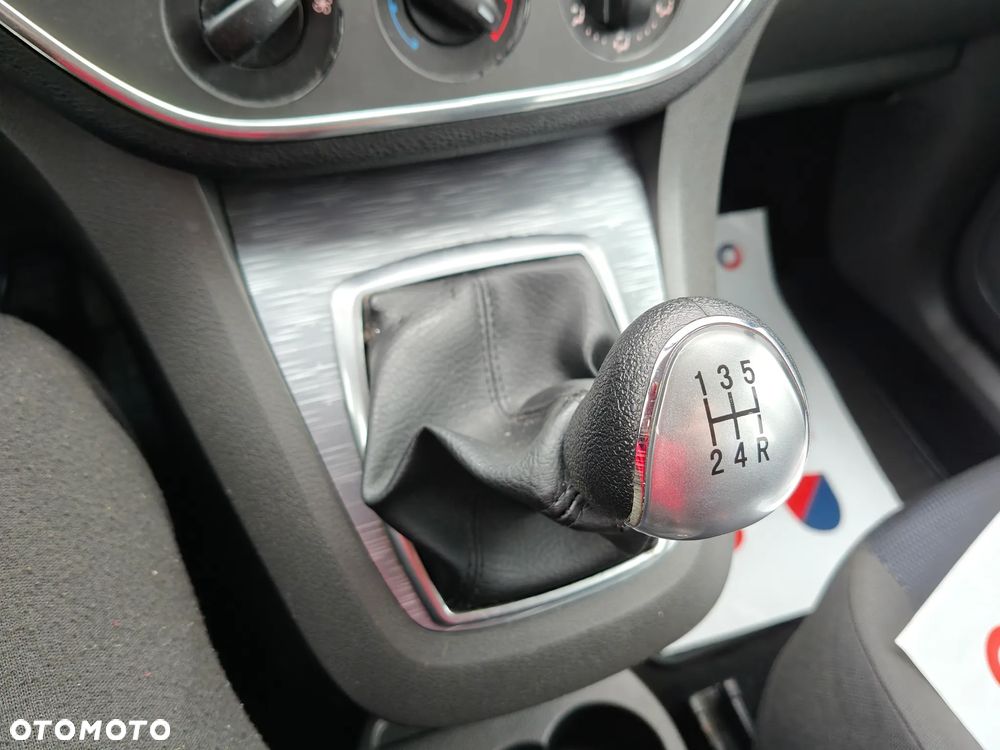 Ford C-MAX 1.6 TDCi Ambiente - 23