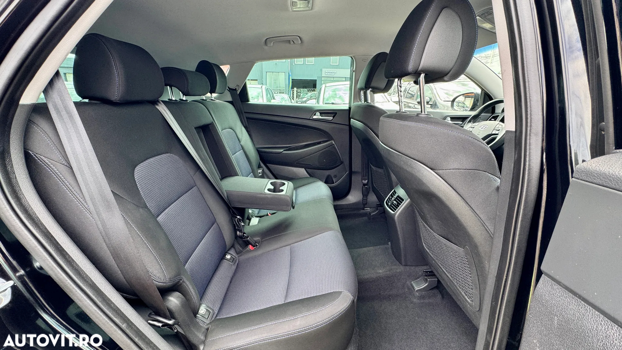 Hyundai Tucson 1.6 GDI 2WD Pure - 7