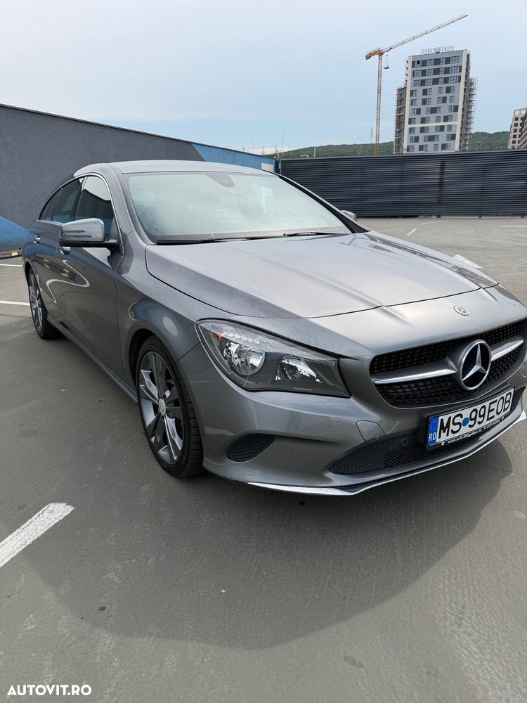 Mercedes-Benz CLA 220 d Shooting Brake 4Matic 7G-DCT Urban - 1