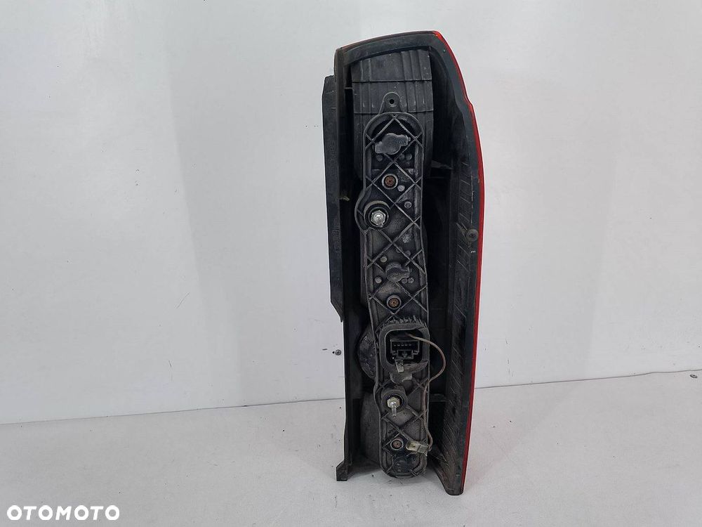LAMPA TYLNA LEWA FIAT DUCATO III BUS - 4