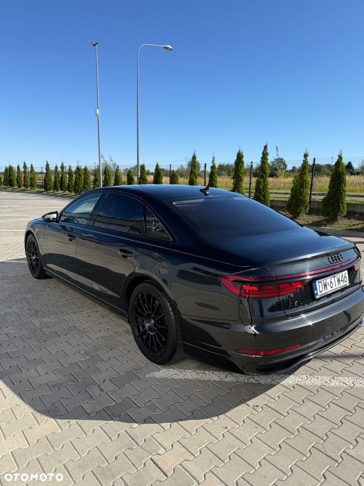 Audi A8 - 9