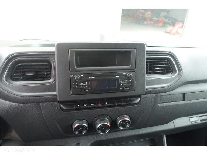 Renault Master - 9