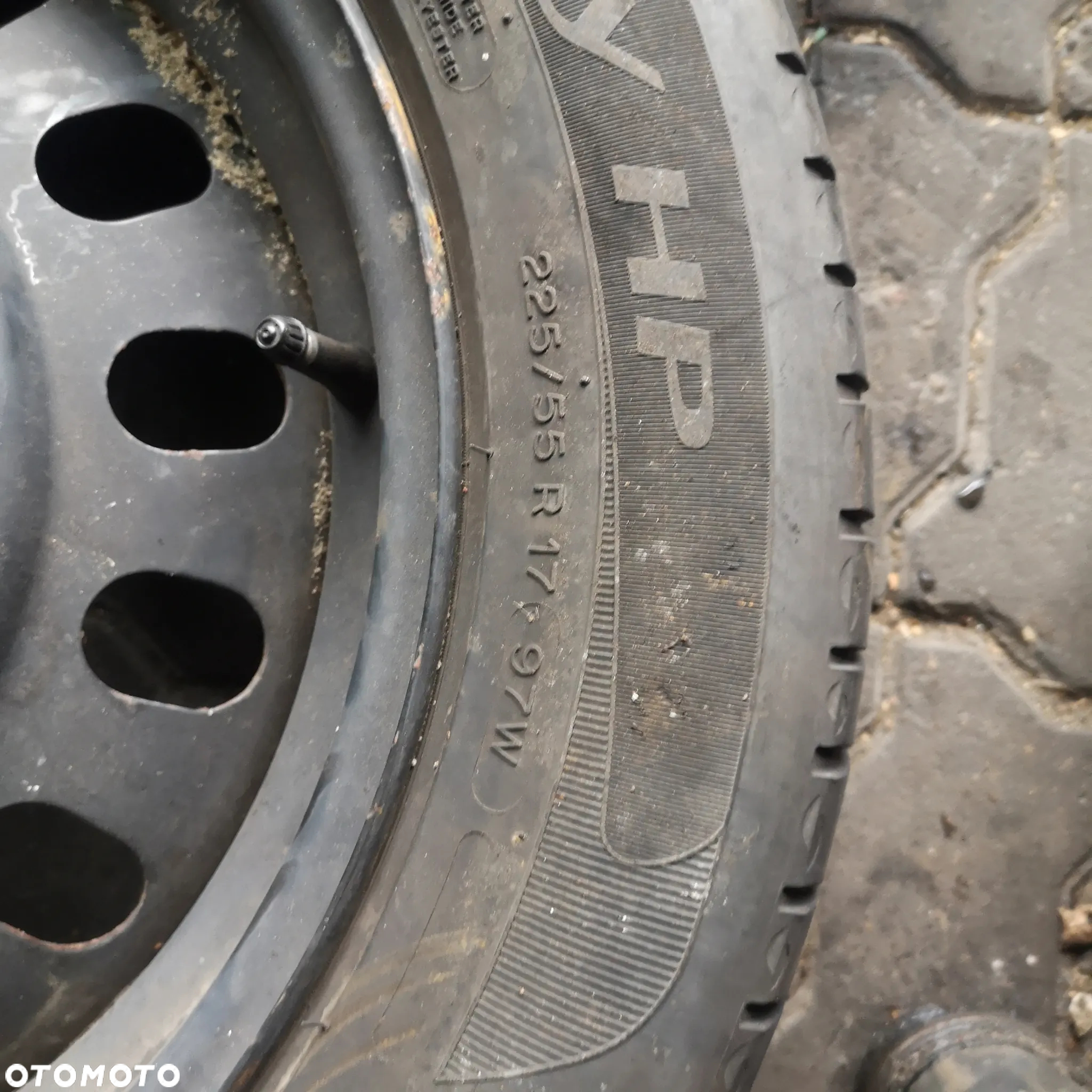 KOŁO ZAPASOWE STALOWE CITROEN III C5 R17" OPONY 225/55/R17 Z FELGAMI 17 ROZSTAW 5X108, KOŁO ALUMINIOWE OPEL R15 OPONY 195/65/R15 Z FELGAMI 15 ROZSTAW 5 ŚRUB - 4