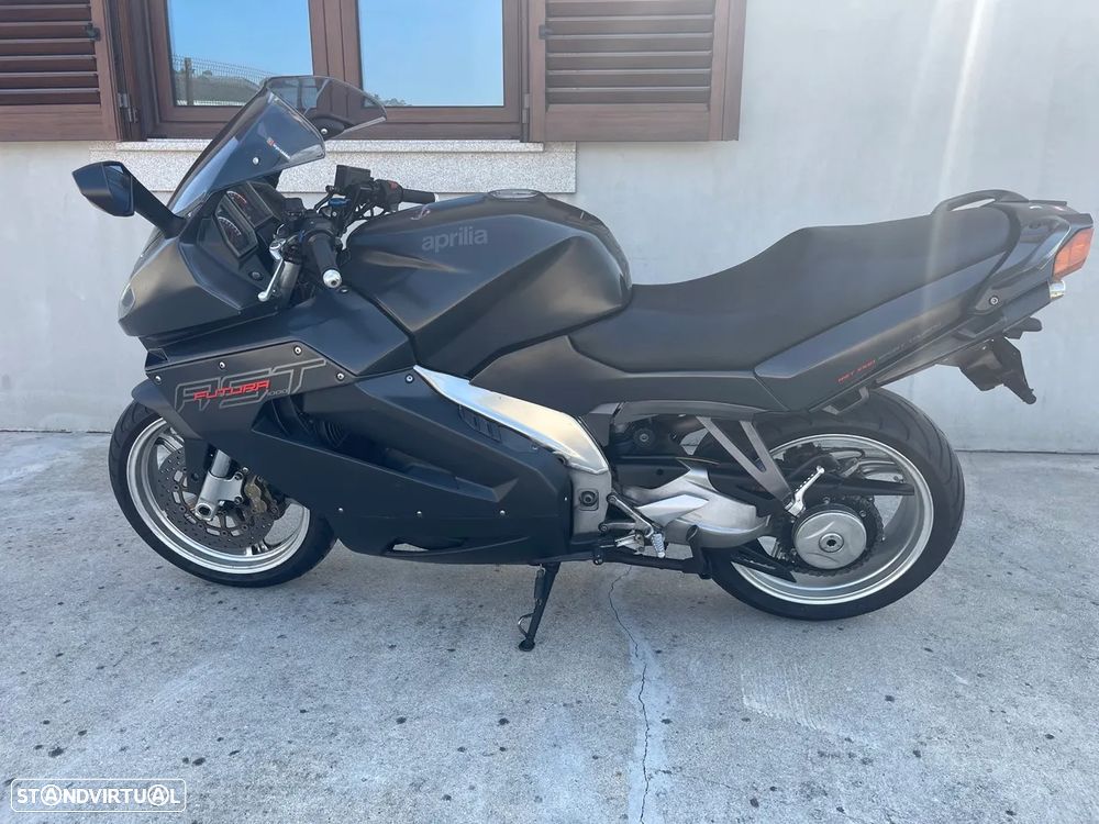 Aprilia RST RST 1000 Futura - 9