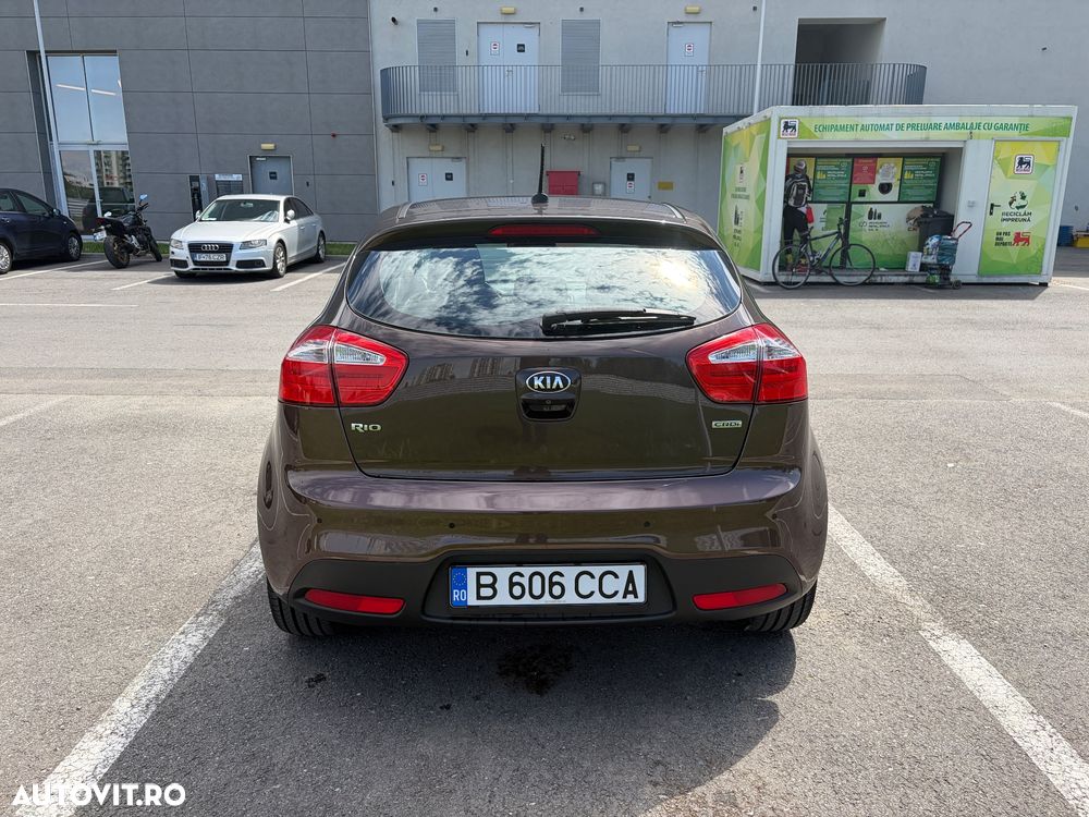 Kia Rio 1.4 DSL Comfort - 5