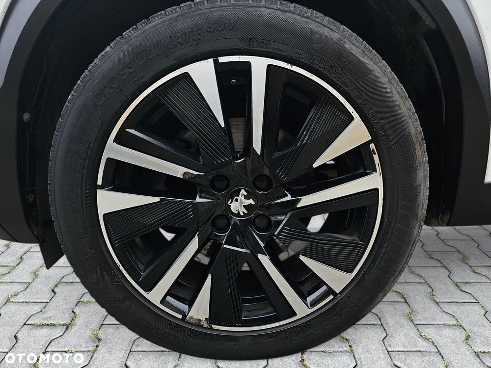 Peugeot 2008 1.2 PureTech GT S&S EAT8 - 37