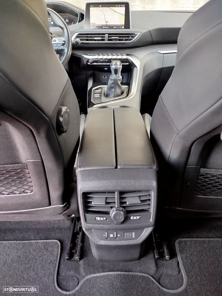 Peugeot 5008 1.2 PureTech Allure - 7