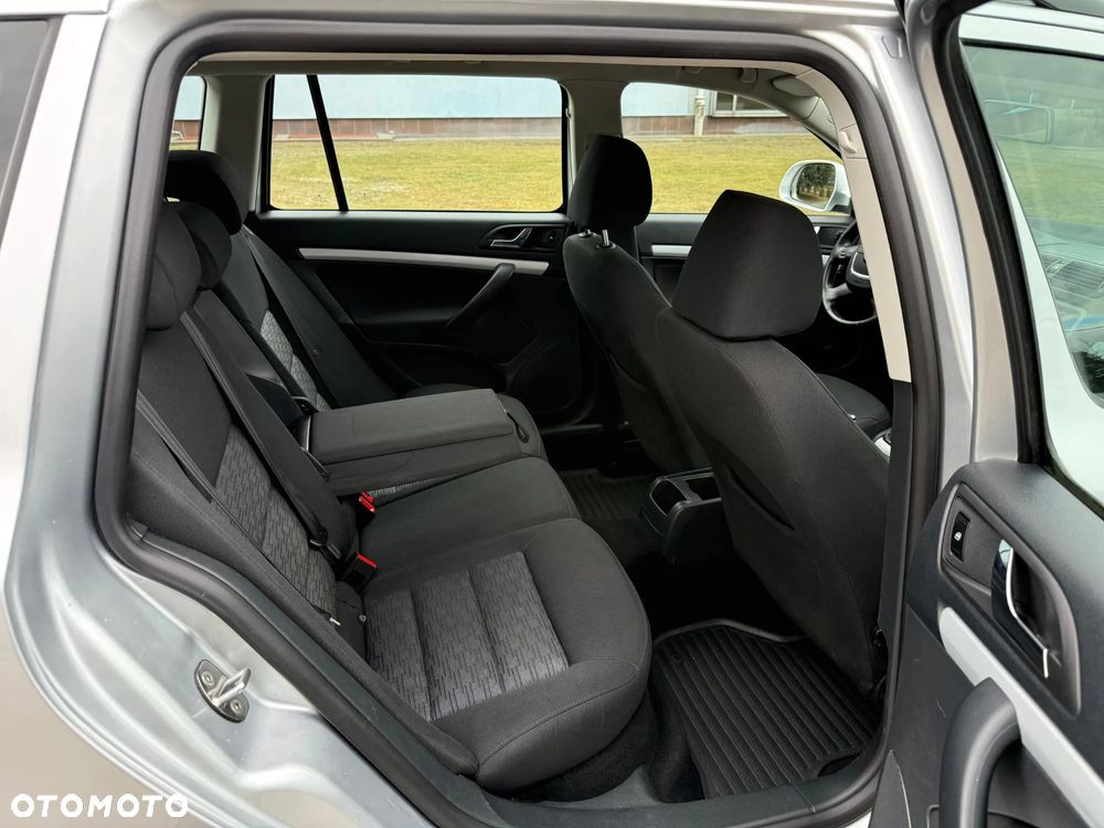 Skoda Octavia - 8