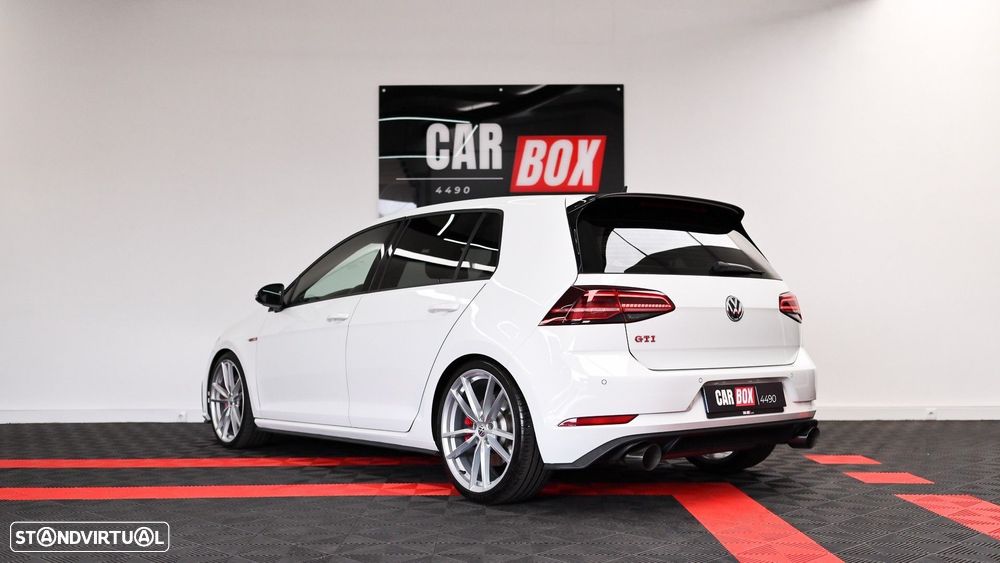 VW Golf 2.0 TSI GTI DSG Performance - 24