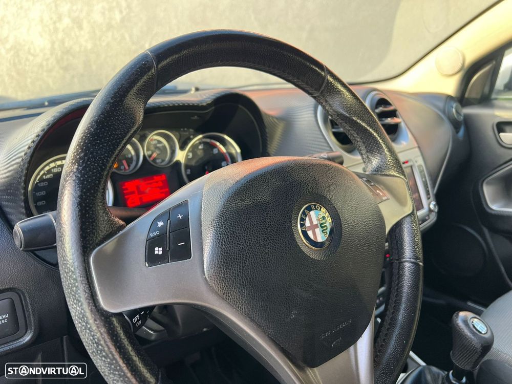 Alfa Romeo MiTo 1.3 JTD Distinctive S&S - 8