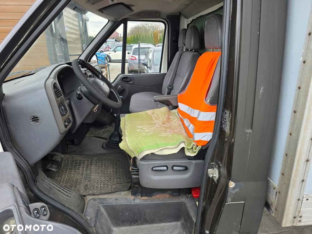 Ford Transit - 9