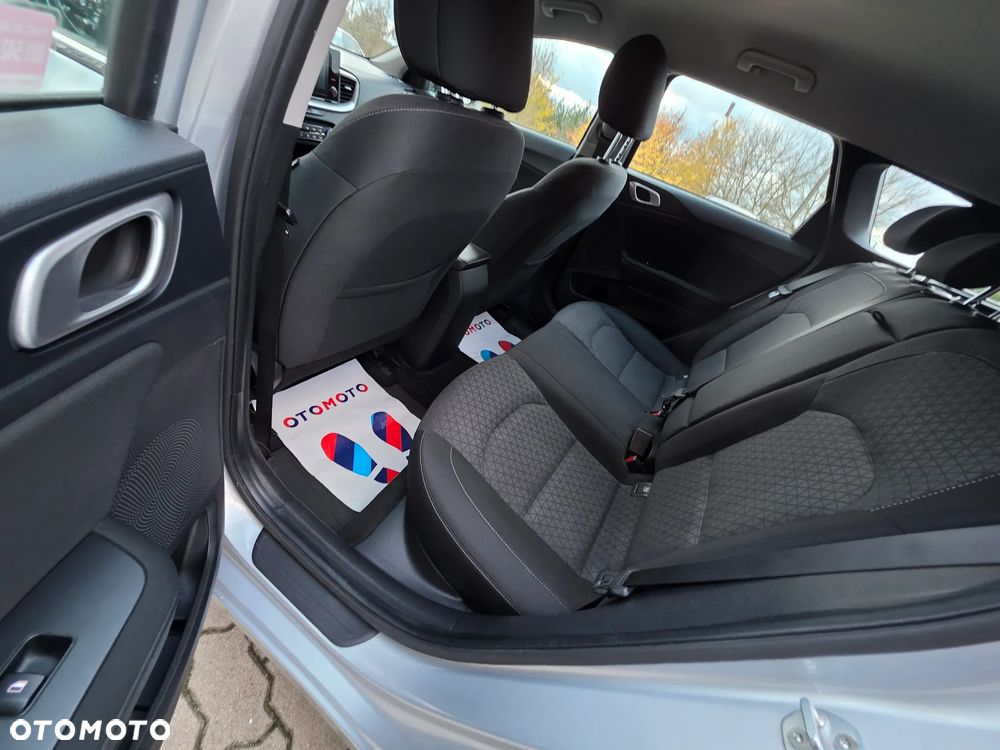 Kia Ceed 1.4 T-GDI M - 21