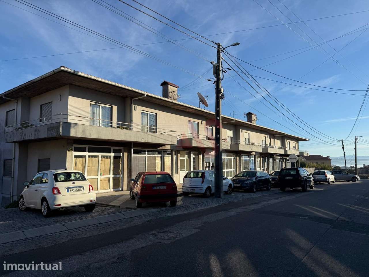 🏡 Loja no Rés do Chão com Possibilidade de Conversão em T2 ou - Grande imagem: 4/5