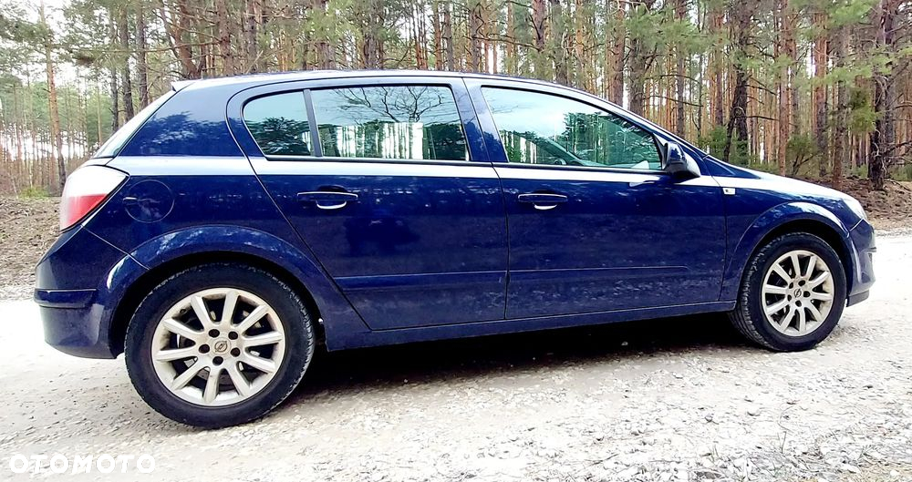 Opel Astra III 1.6 Enjoy - 2