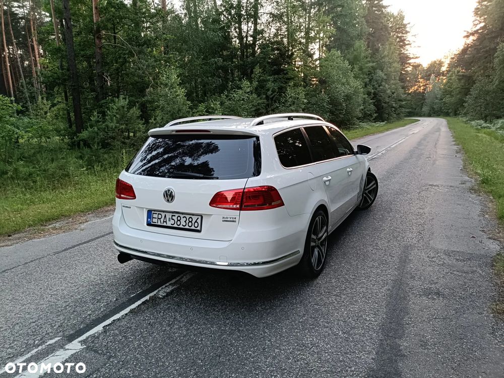 Volkswagen Passat 2.0 TDI Highline R-Style DSG - 30
