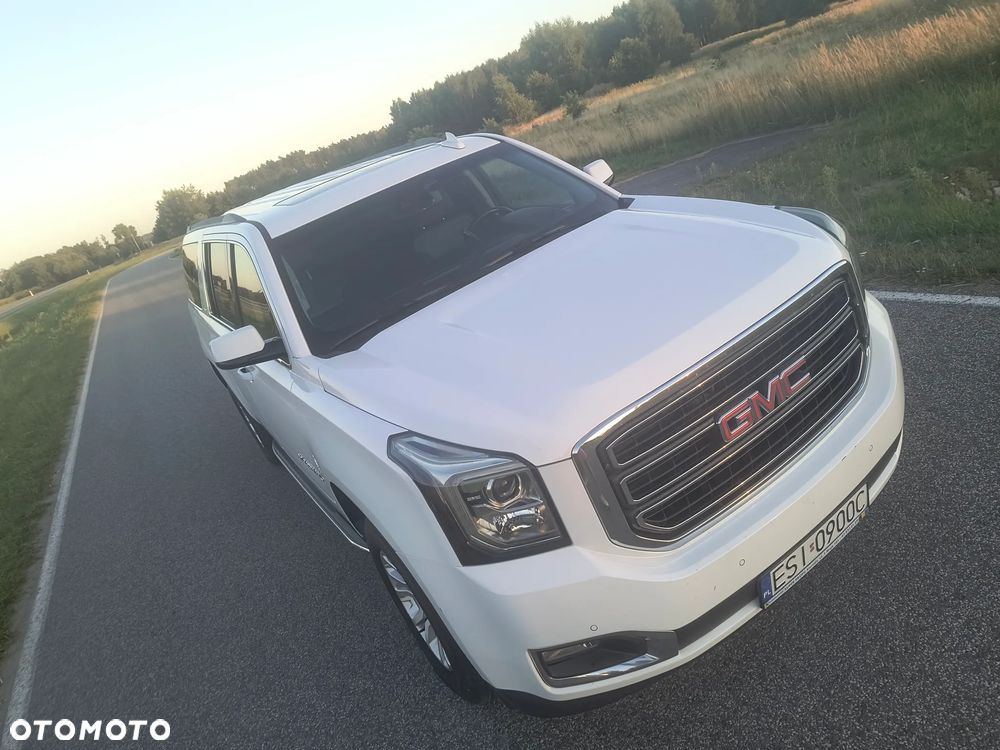 GMC Yukon - 9