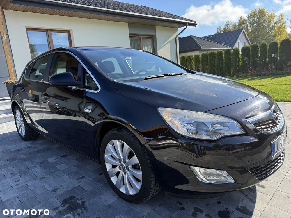 Opel Astra 1.4 Turbo Cosmo - 6