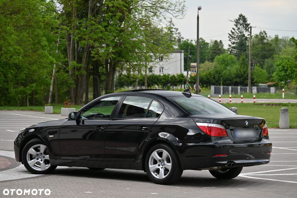 BMW Seria 5 530d Edition Sport - 11