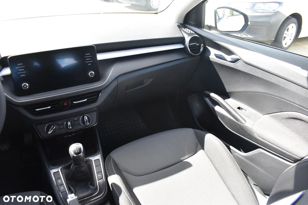 Skoda Fabia 1.0 Ambition - 21