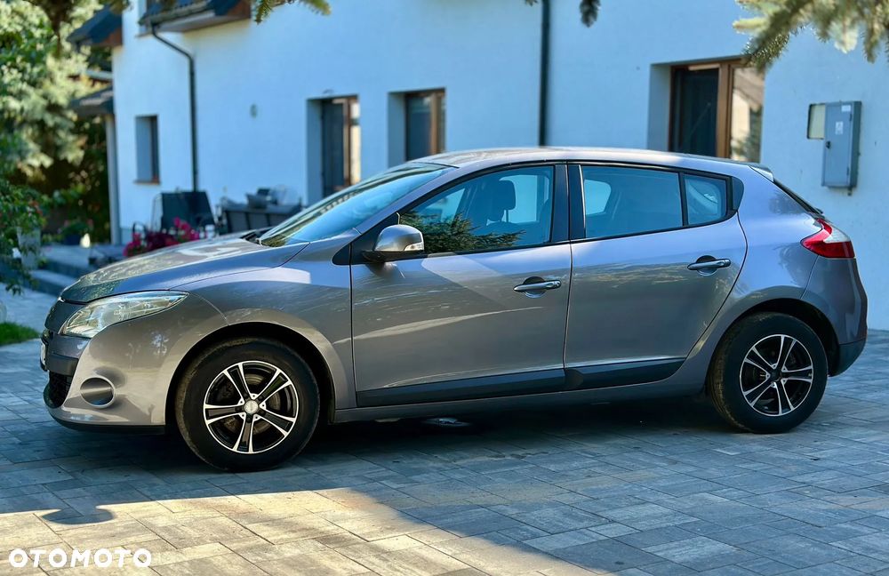 Renault Megane 1.6 16V 110 Expression - 8