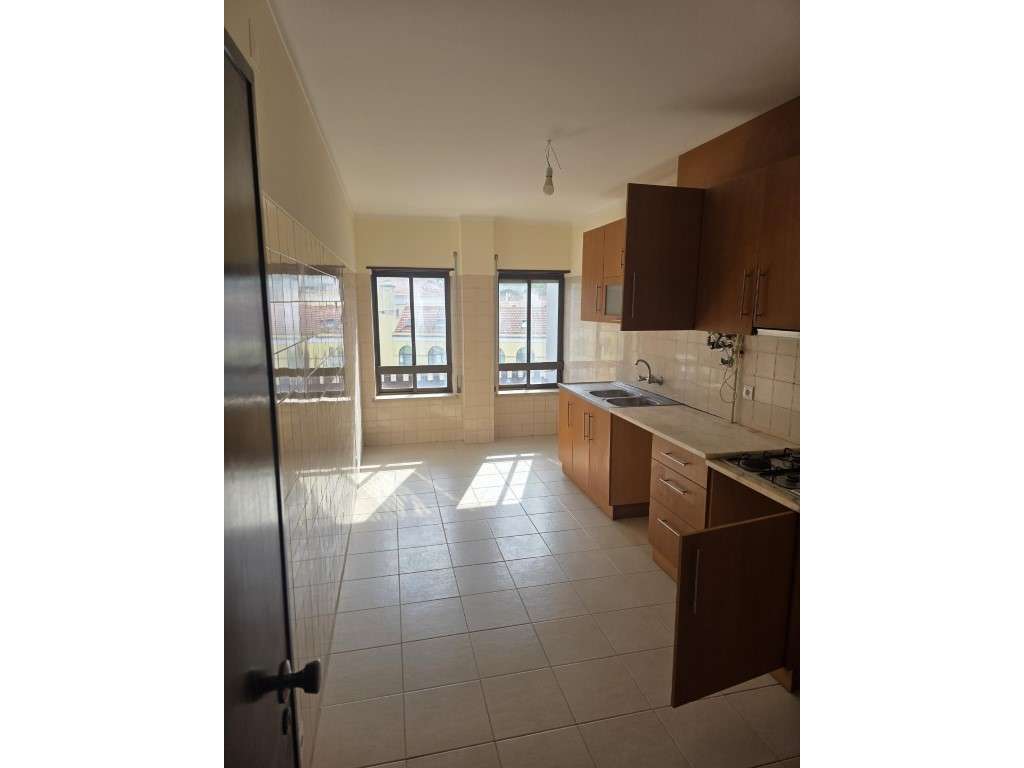 Apartamento T3 - Centro da Cidade de Leiria - Grande imagem: 2/11