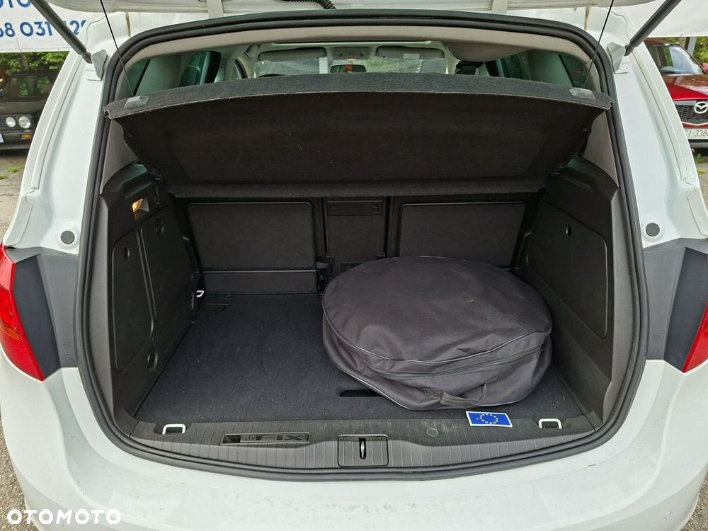 Opel Meriva - 27