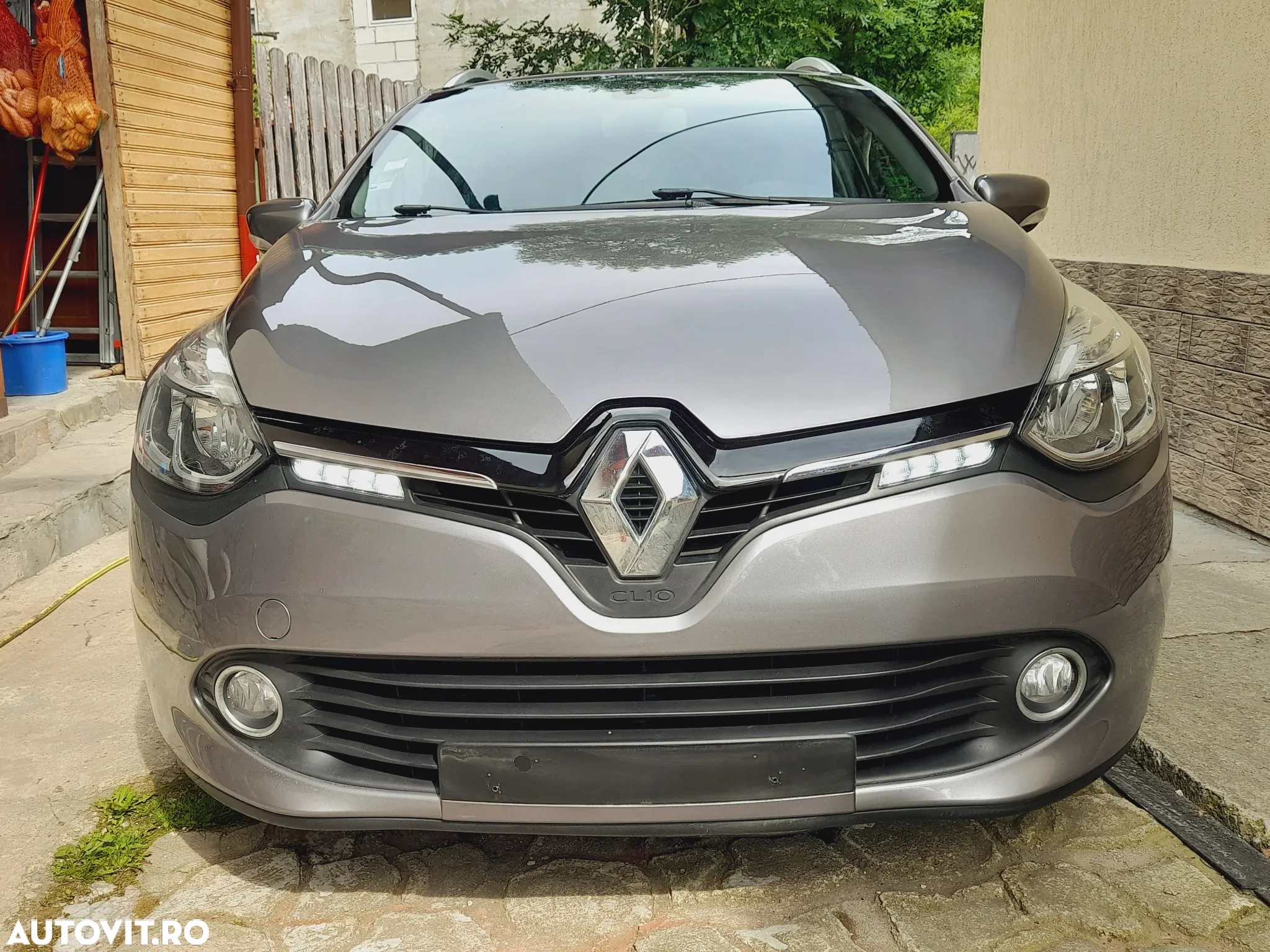 Renault Clio (Energy) dCi 90 Start & Stop INTENS - 12