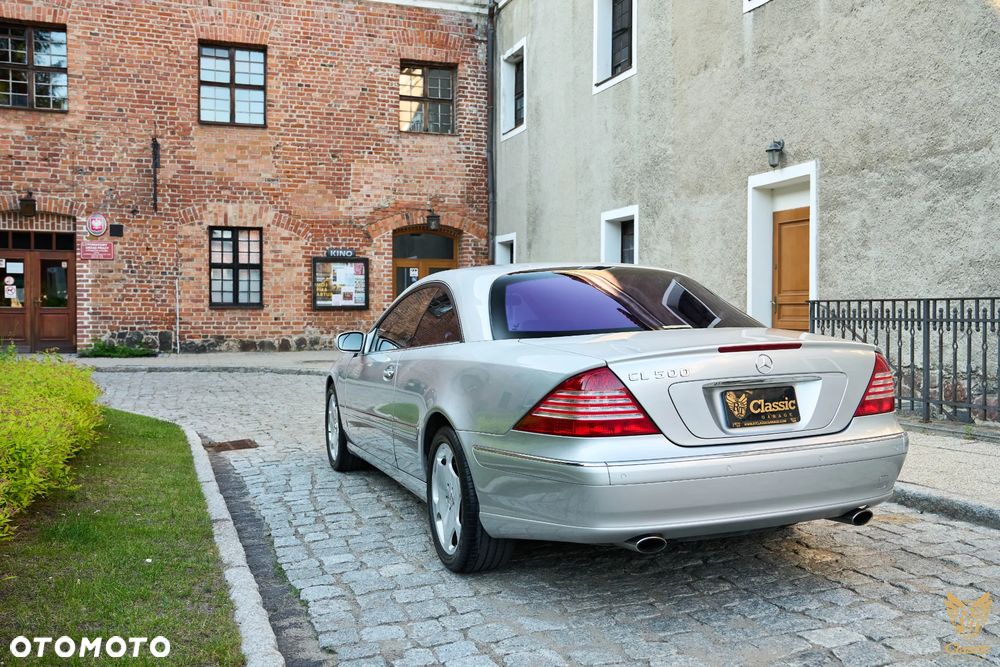 Mercedes-Benz CL 500 - 24