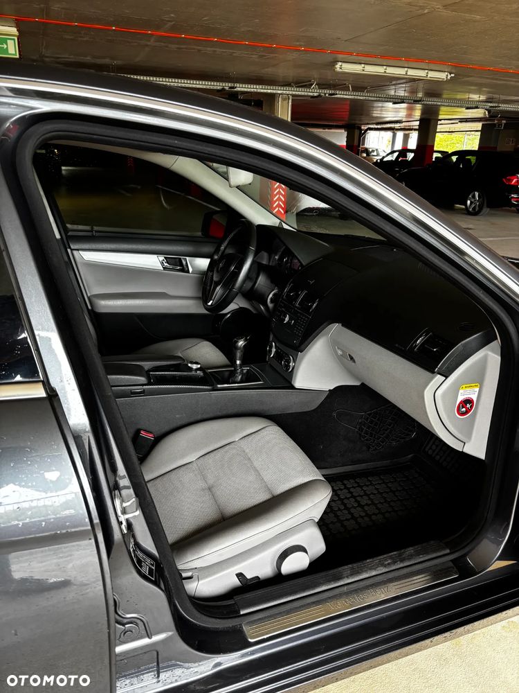 Mercedes-Benz Klasa C 200 Kompressor Avantgarde - 7