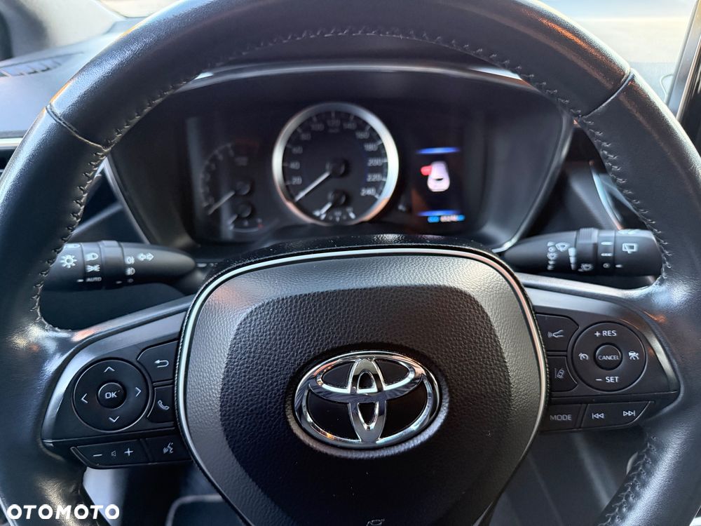 Toyota Corolla 1.8 Hybrid Comfort - 18