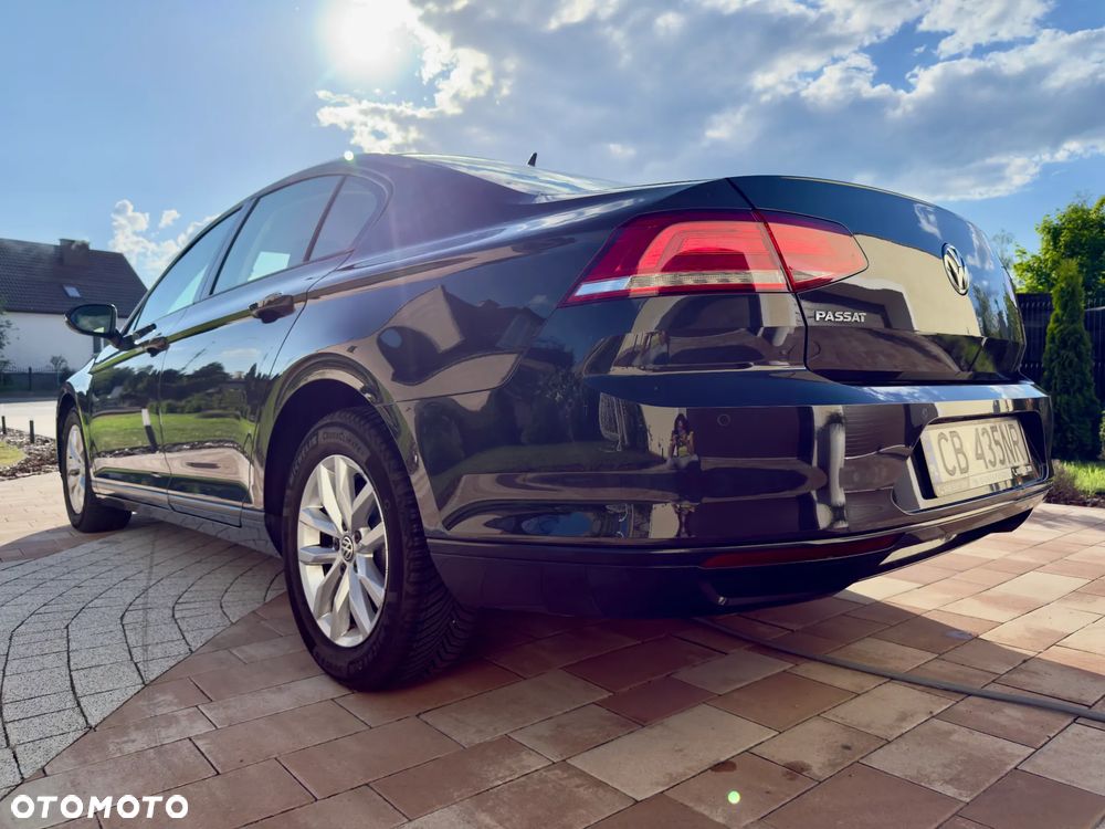Volkswagen Passat 1.5 TSI EVO Trendline - 10