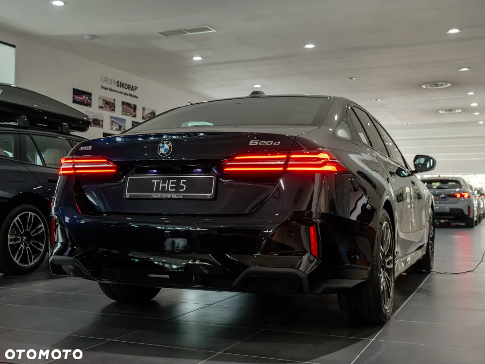 BMW Seria 5 520d xDrive - 3