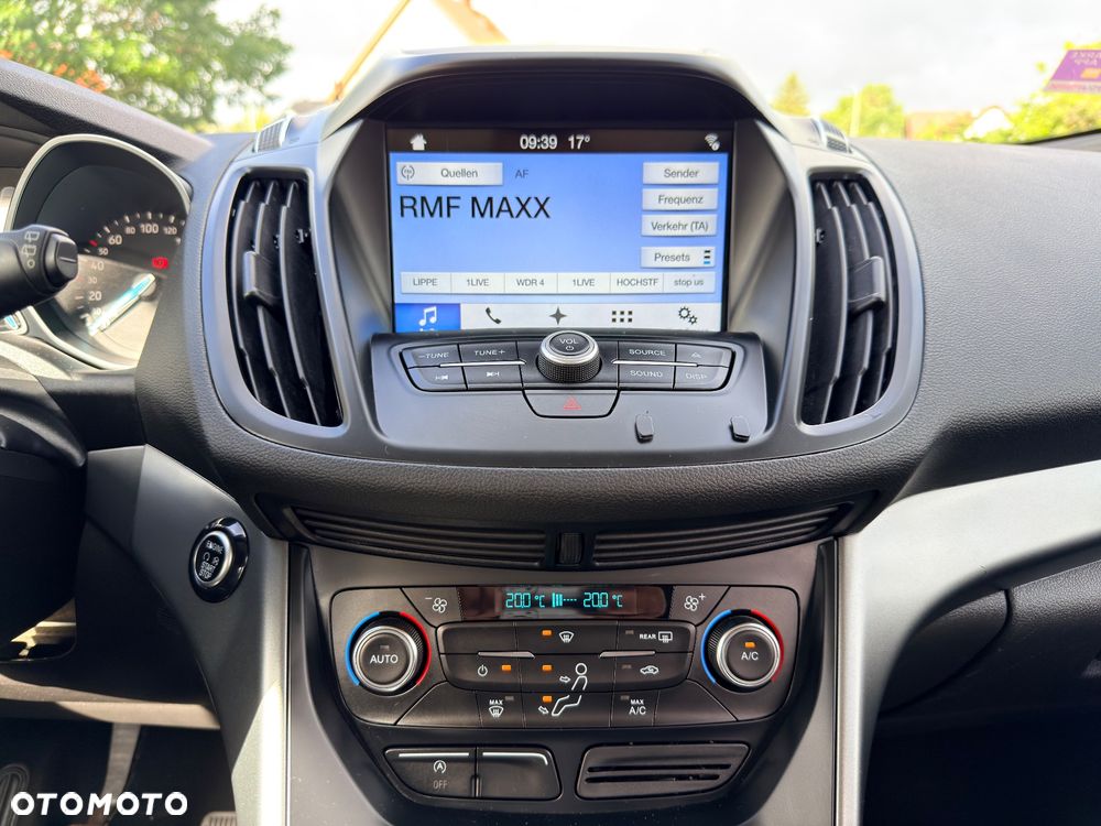 Ford Kuga 1.5 EcoBoost 2x4 Cool & Connect - 31