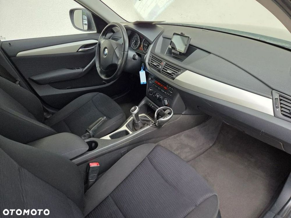 BMW X1 - 10