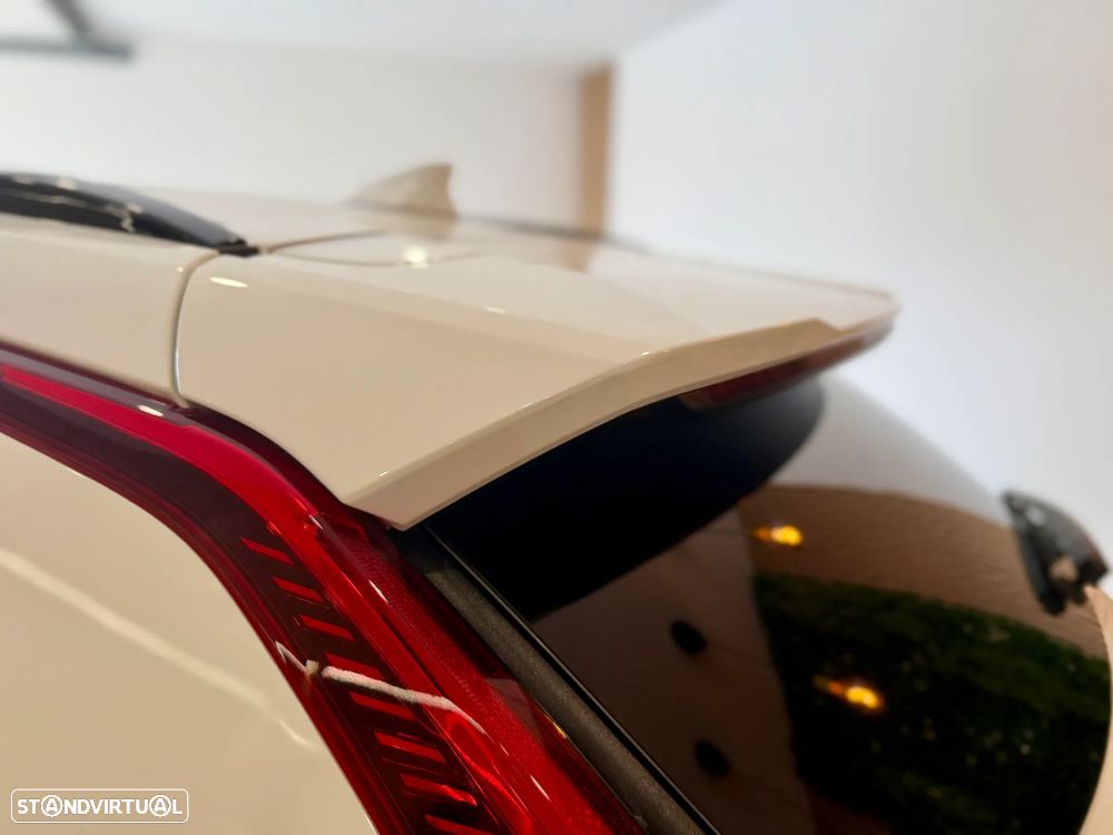 Kia Niro 1.6 GDi HEV Tech - 12