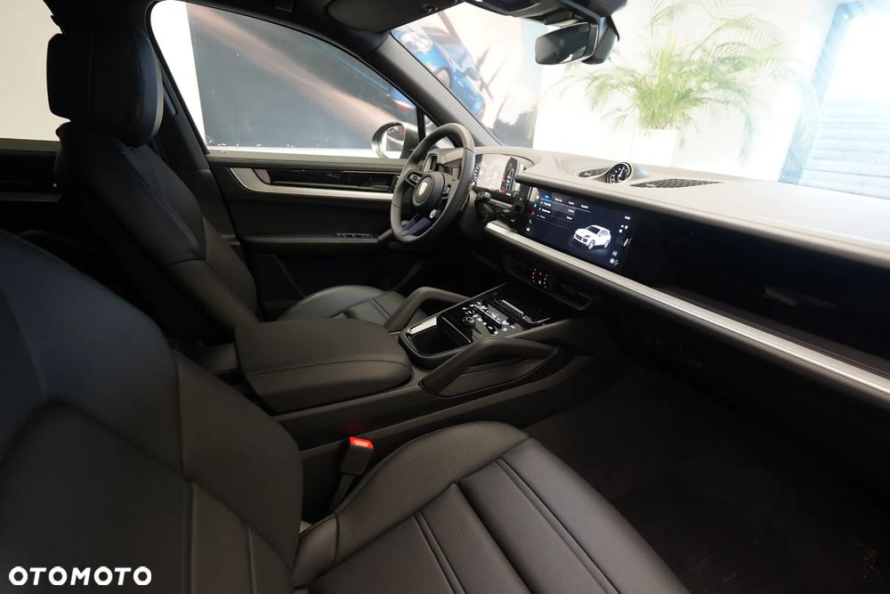 Porsche Cayenne E-Hybrid PHEV - 13