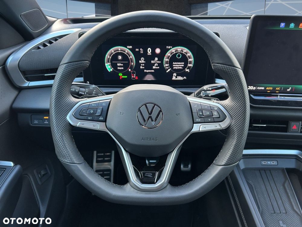 Volkswagen T-Roc - 15