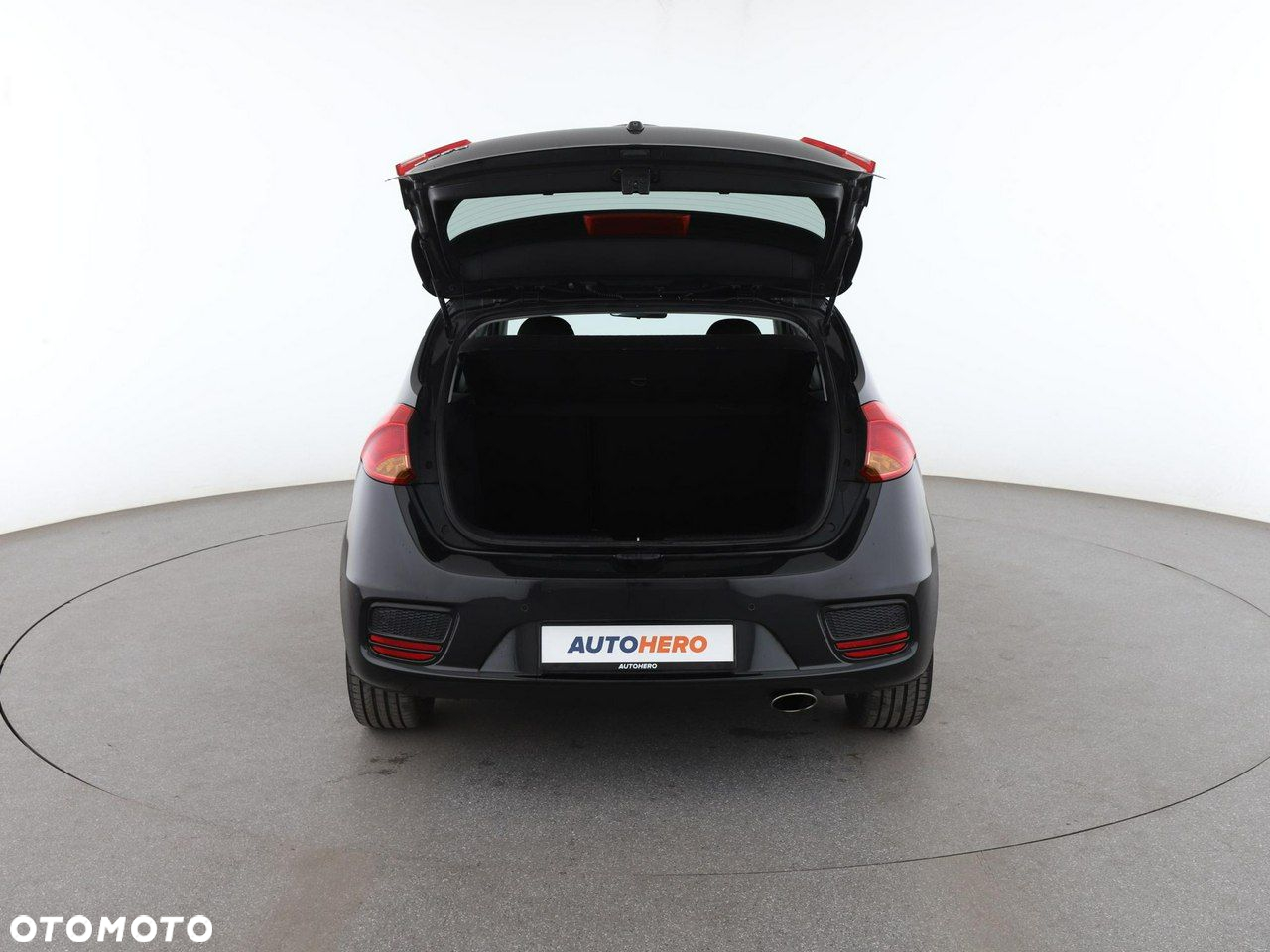 Kia Ceed 1.4 CVVT Dream Team Edition - 19