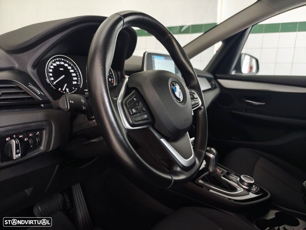 BMW 225xe Active Tourer Line Sport - 19