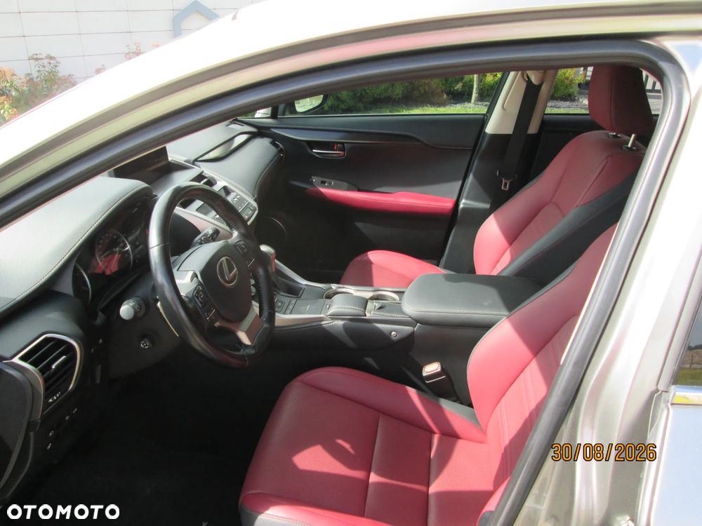 Lexus NX 300 - 8
